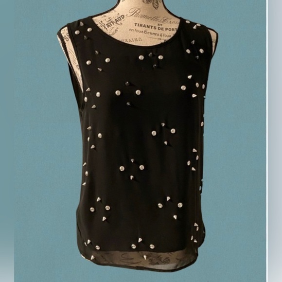 Sparkle And Fade Embellished Top - Picture 1 of 9